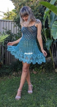 Hippy Daze - Alanna Miall - Wonderland Dress