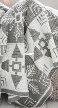 Bella Coco Crochet - Sarah Jayne Fragola - Frosty Pines Throw