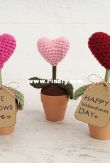 Yarn Blossom Boutique - Melissa Bradley - Heart Plant - Free