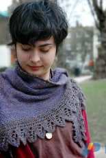 Loop Knit Lounge-The Crow Waltz Shawl by Juju Vail-Free