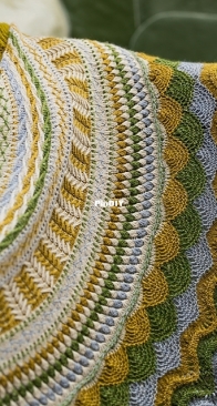 Achievement Badge Shawl by Stephen West
