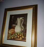 Bodegon con jarra pan y frutas