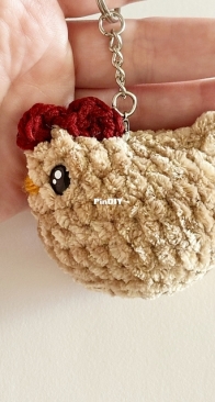 Fox Creations - Monica Fox - No Sew Mini Chicken Keyring - Free