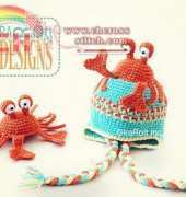 Ira Rott- Cranky the Crab Hat and Amigurumi Toy Set