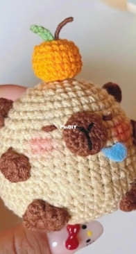 Angelas Handcrafts - Angela Newco - Capybara - English