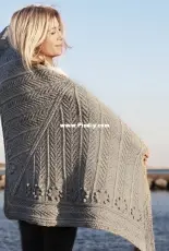 Neruda Shawl by Natasja Hornby