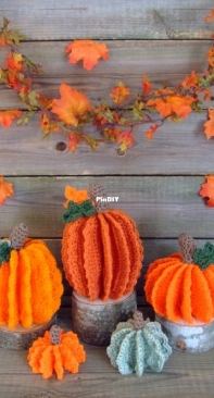 Crochet Village - Donna Harelik - CV171 - The Lacy Pumpkin Patch