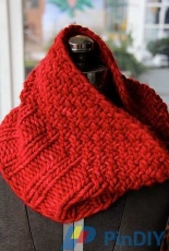 Red Rasta Cowl by EweKnit Toronto-Free