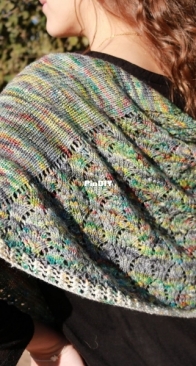 Fageda Shawl by Cris Dvic