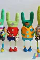 Angela Feklina Lomaya Rassvet - Hares - Russian
