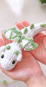 Sleek Grace - Grace - Emerald Frost Dragon