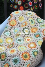 Plain Jane Craft - Jane Zane - Garden Mums Blanket - Free