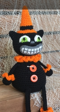 Make It Sew Crochet - Lizz Jelsma - Vintage Inspired Halloween Cat