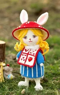 New Mommy Handmade DIY - Su Su Jie Jia - Susans Family - Alices Curious Bunny - Free