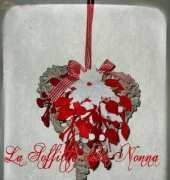 Wicker heart with poinsettia