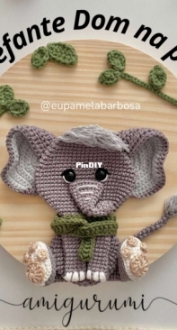Pamela Barbosa dos Santos -  Pamela Barbosa Sprada  - Elephant Wooden Board - Plaquinha Elefante - Portuguese