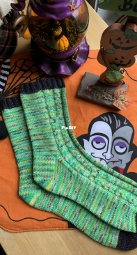 Wicked Friendship socks by Marie-Elyse Dugal-Free
