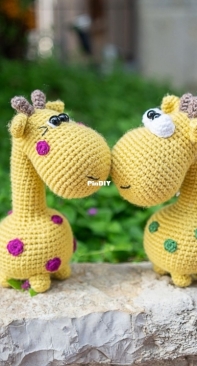Mumigurumi - Masha Danilova - Giraffes in Love