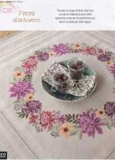 Fleurs dAutomne Tablerunner from Point de Croix Magazine 94