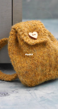 TEAROOM Bear Rucksack by Susan Hickson - Mary Janes Tearoom - English - Free