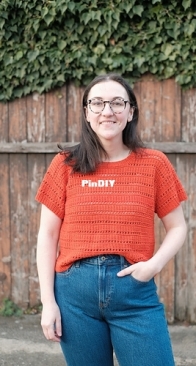Nostie tee by Rebecca Clow - Creabea
