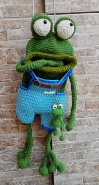 Frog handbag for phone