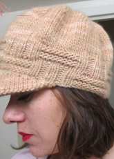 Anjas Hat - Karina Maza Gildea - Free -English-Finnish-Spanish