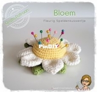 Aminettes World - Sweet Crochetions - Antoinette Vaillant - Colorful Flower Pincushion - Bloem Fleurig Speldenkussentje - Dutch - Free