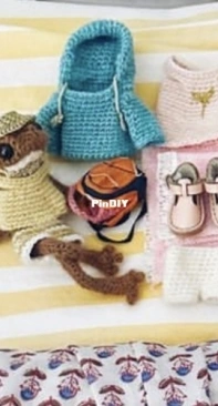 Dot pebbles knits - Dot Pebbles - Claire Garland - Frog Limbs supplement