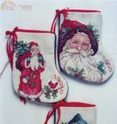 The Vermillion Stitchery - Antique Santa Stockings