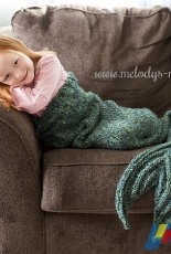 Melodys Makings - Melody Rogers - Mermaid Tail Blanket