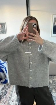 Hanni Cardigan - Henni Katarina Lind - Noora Marjaana - Knitters and Friends