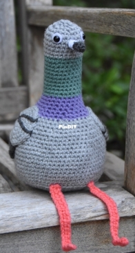TessaCreations18 -  Tessa Reiter - Hector The Pigeon