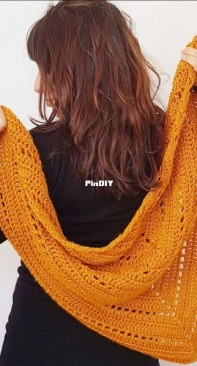 Chinita crochet - Nadine Geoffroy -  Almond Scarf - Almendra - Spanish - Free