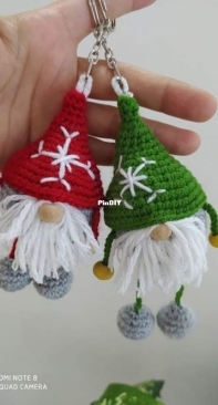 A winter gnome by me