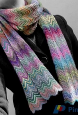 ZickZack Scarf by Christy Kamm -Eng.,German-Free