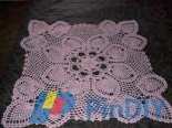 Jo Ann Maxwell EHC0016- Square Pineapple Doily