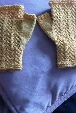 Little Arrow Fingerless Mitts by Stuart Hoffman -Free