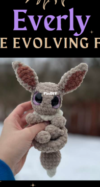Sphynx Crochet - Amanda - Everly the Evolving Fox