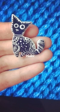 Полимерная глина. Кот-брошь  /  Polymer clay cat brooch.