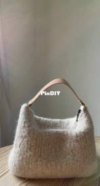 Petra Bag - Karoline Skovgaard Bentsen - Aegyoknit