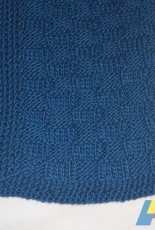 Simple Beginners Scarf by Periodic Knits-Free