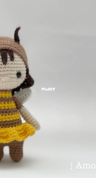 Amour Fou - Carla Mitrani - Bea the Bee Girl - Free