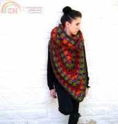 Creative Designs by Sheila - Sheila Likes to Knit - Sheila Zachariae - Giant Fall Granny Scarf
