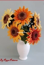 Pippa Patterns Crochet - Connie Rockliff - Small Sunflower