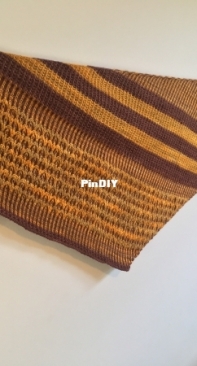 Artefact Shawl by Kyle Vey - Free