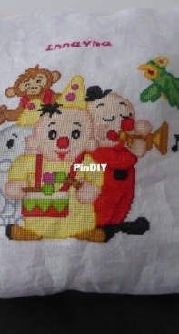 clown with friends