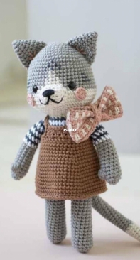 Pica Pau - Yanina Schenkel - Satsuki Cat - Russian - Translated