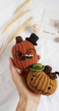 SamiSnosami - Sasha Koffer - Pumpkins - Russian