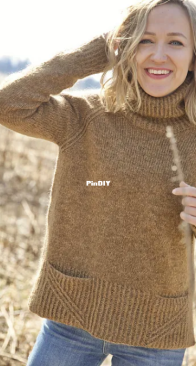 Sahra Sweater by Leeni Hoimela Urban Knit - Russian